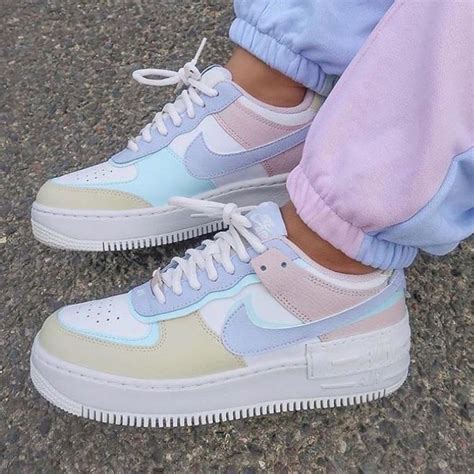 nike pastel kleuren